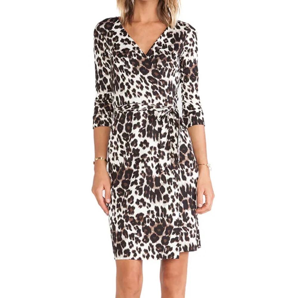 Diane Von Furstenberg New Julian Two Silk Wrap Dress Size 2 Snow Cheetah Print